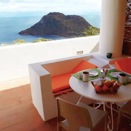 Gregory Filicudi * Pecorini